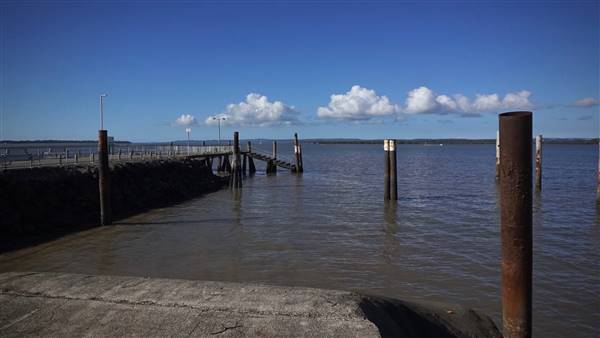 Redland Bay Marina - Ferry Terminal (22/05/2017 - Credits: Neil McGregor)
