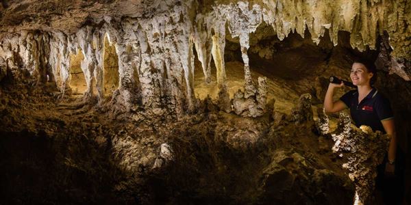 Capricorn Caves (4/12/2018 - Credits: unknown)