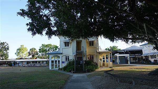 Mossman - Township (4/11/2019 - Credits: Karen Jones)