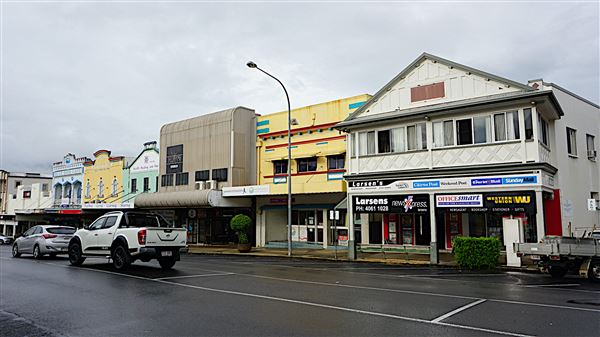 Innisfail - Streetscapes (1/11/2019 - Credits: Karen Jones)