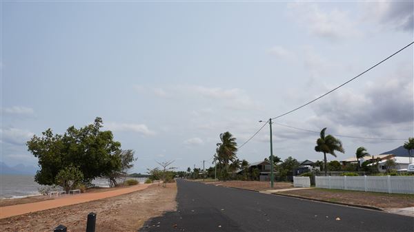 Cardwell - Coastline & Jetty (21/11/2019 - Credits: © Karen Jones)