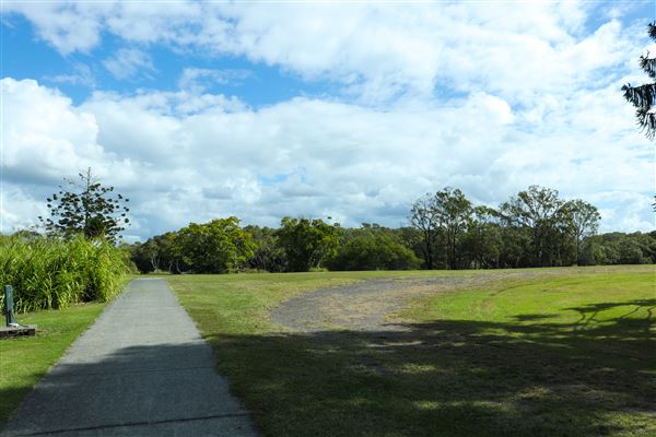 Curlew Park - Cabbage Tree Creek (11/05/2023 - Credits: Screen Queensland)