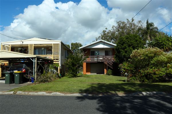 Nudgee Beach Streetscapes (11/05/2023 - Credits: Screen Queensland)