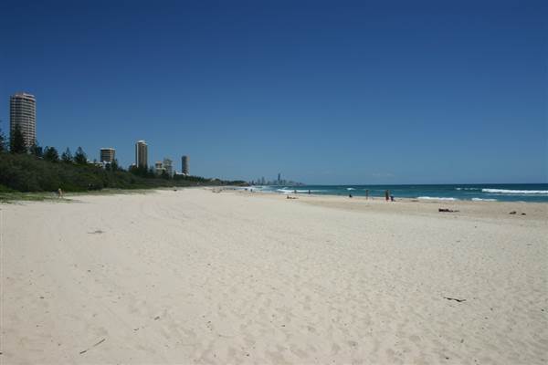 Burleigh Heads - Beach & Surf Club area (24/11/2008)