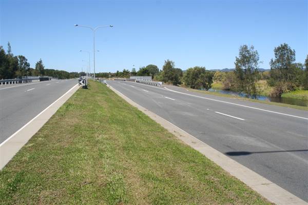 Robina Parkway (2/09/2013)