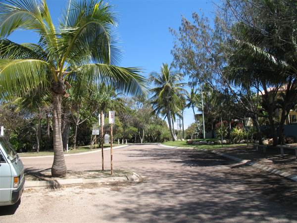Rose Bay (Bowen) (8/11/2006)