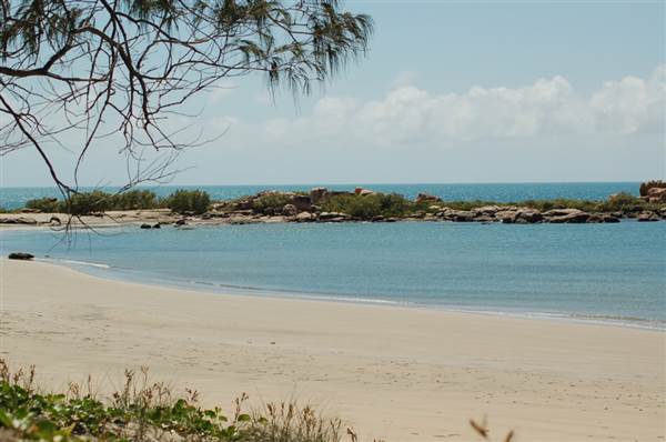 Rose Bay (Bowen) (8/11/2006)