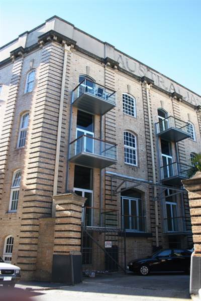 Teneriffe Apartment Buildings - Various (16/06/2006)