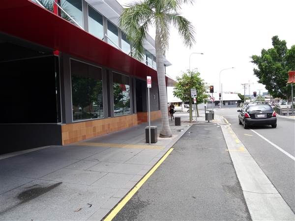 Cnr Logan Rd & Jurgens St (24/01/2014 - Credits: Angus Ledgerwood)
