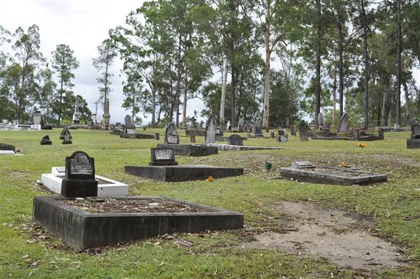 Nerang Cemetery (29/01/2014)