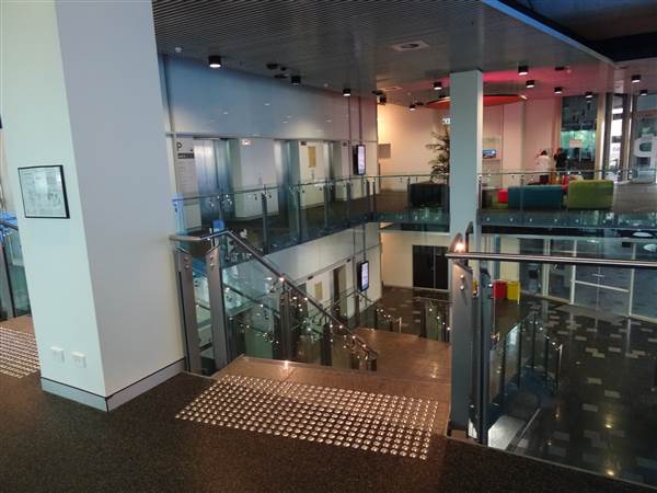 QUT Garden Point - Science & Engineering Centre - Interior