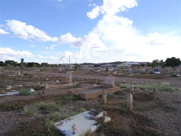 Mount Isa Sunset Lawn Cemetery (27/05/2014)