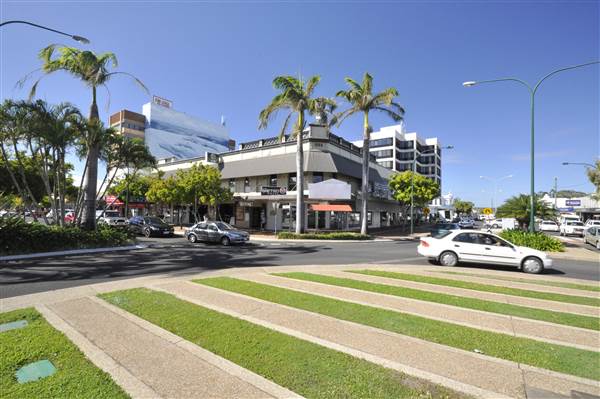 Bundaberg - City Streetscapes (27/05/2014)