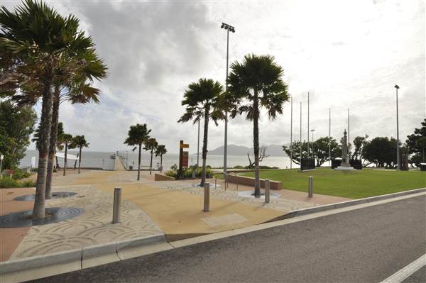 Cardwell - Coastline & Jetty (13/01/2015 - Credits: Angus Ledgerwood)