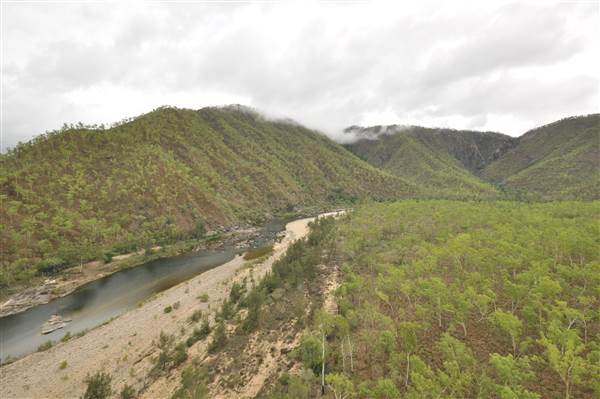 Herbert River (Between Yamanie creek falls and Blancoe Creek Falls) (8/01/2015 - Credits: Angus Ledgerwood)