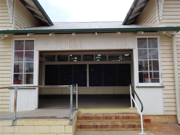 Longreach Post Office (10/07/2015)