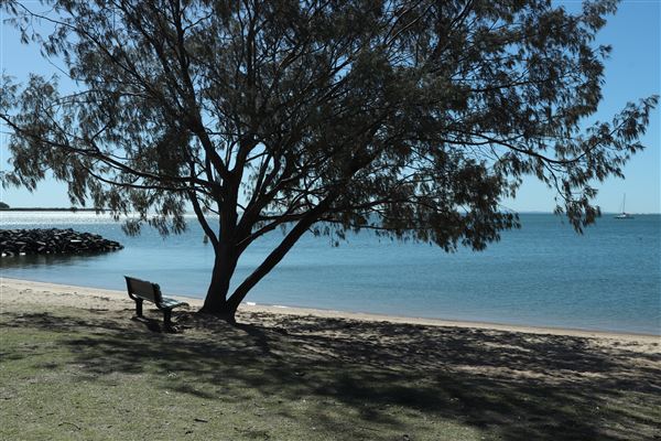 Raby Bay - Foreshore Park (8/05/2023 - Credits: Screen Queensland)