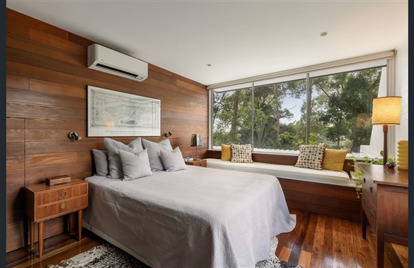 Petersen House - Mid-Century Modern (1/03/2025 - Credits: realestate.com.au)