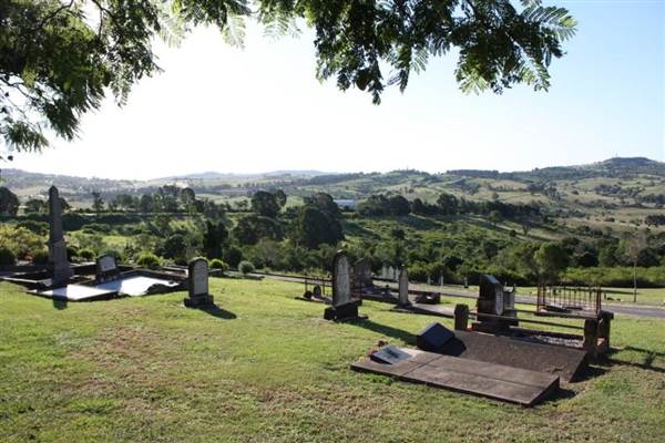 Tallegalla Cemetery (2/09/2013)