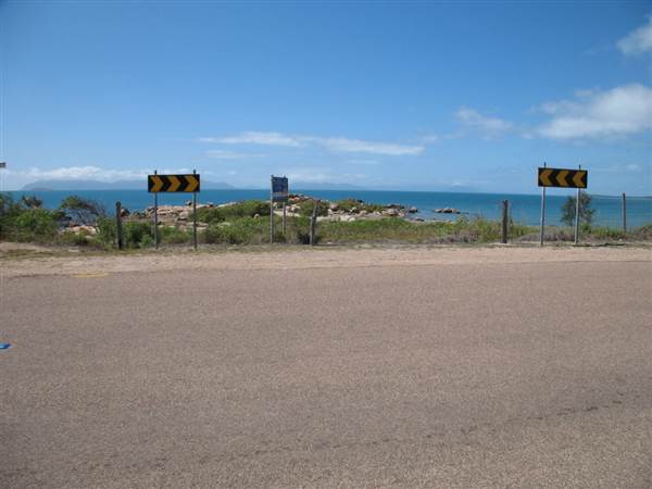 Rose Bay (Bowen) (8/11/2006)