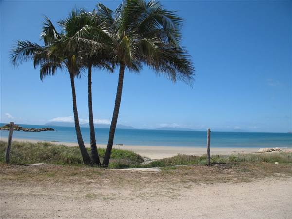 Rose Bay (Bowen) (8/11/2006)