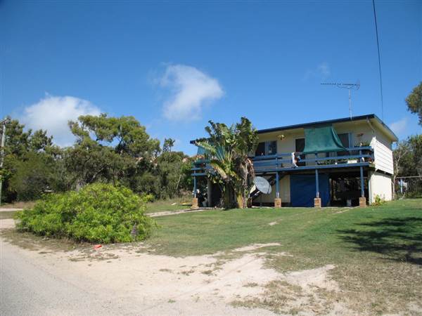 Rose Bay (Bowen) (8/11/2006)