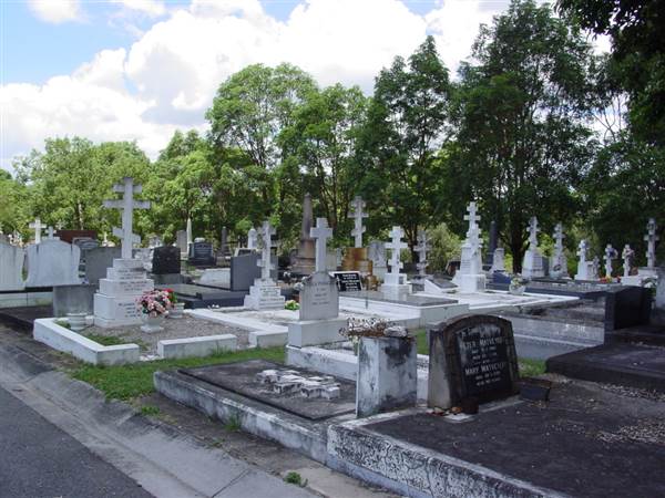 Toowong Cemetery (14/02/2005)