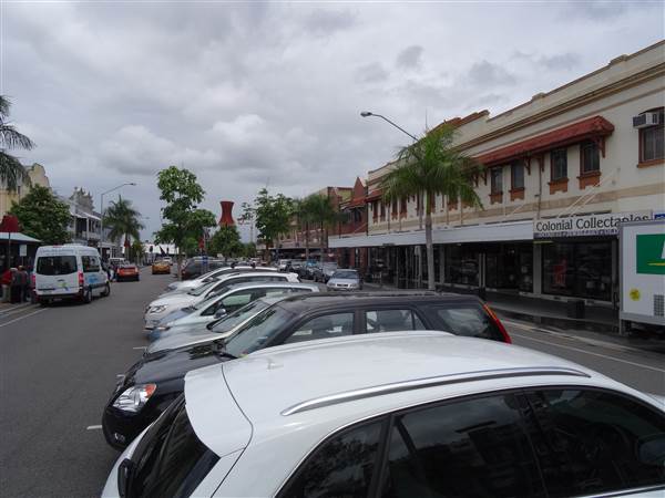 Cnr Logan Rd & Jurgens St (24/01/2014 - Credits: Angus Ledgerwood)