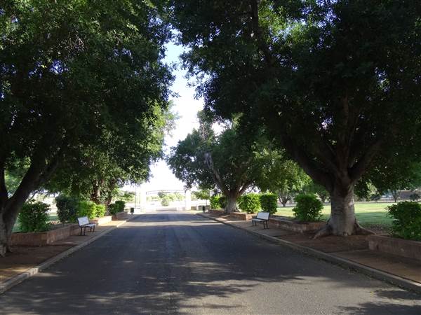 Mount Isa Sunset Lawn Cemetery (27/05/2014)