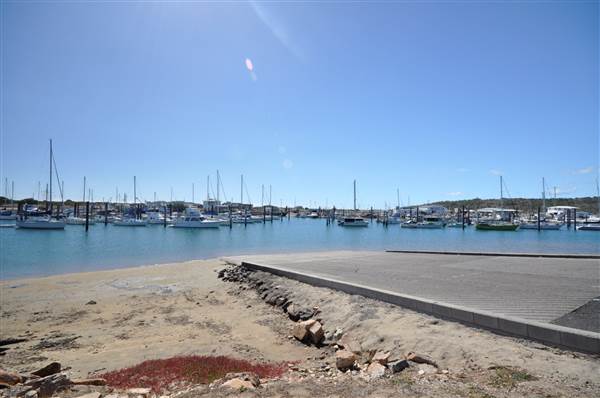 Bowen Marina (22/07/2014 - Credits: Angus Ledgerwood)