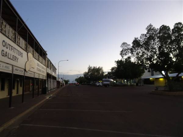 Longreach Township (8/07/2015 - Credits: Neil McGegor)