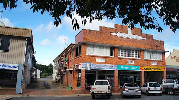 Mossman - Township (4/11/2019 - Credits: Karen Jones)