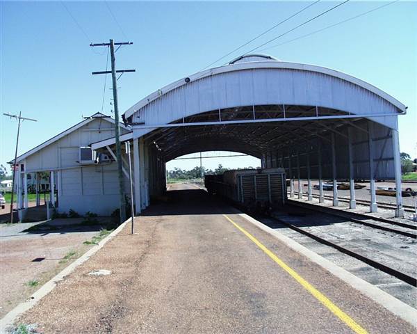 Cunnamulla Railyards (25/12/2002)