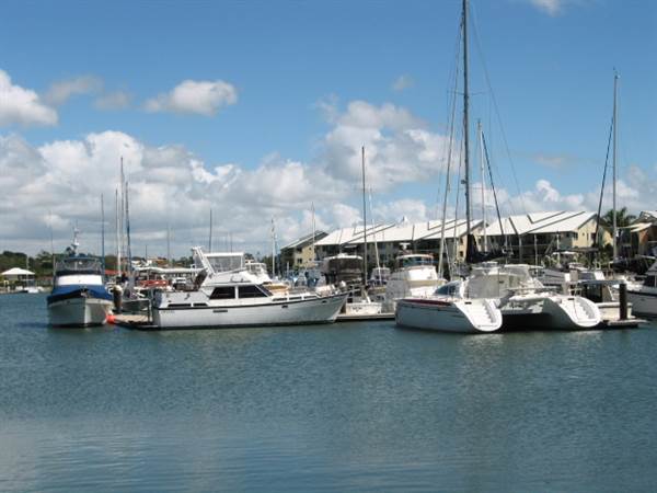Raby Bay Marina (9/10/2007)