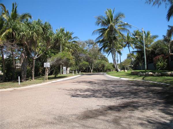 Rose Bay (Bowen) (8/11/2006)