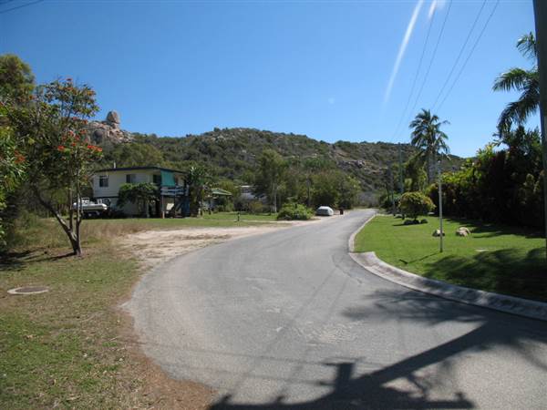 Rose Bay (Bowen) (8/11/2006)
