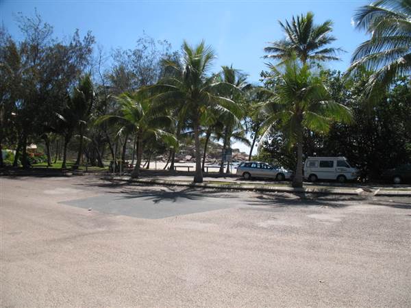 Rose Bay (Bowen) (8/11/2006)
