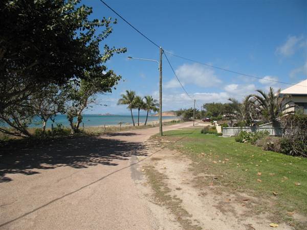 Rose Bay (Bowen) (8/11/2006)
