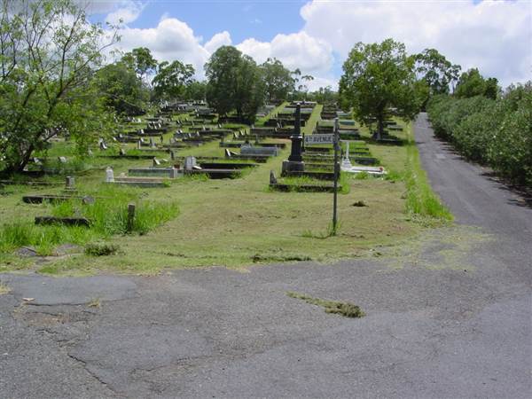Toowong Cemetery (14/02/2005)