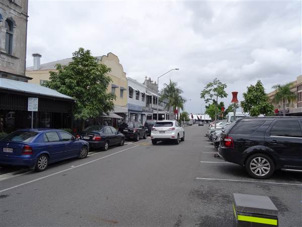 Cnr Logan Rd & Jurgens St (24/01/2014 - Credits: Angus Ledgerwood)