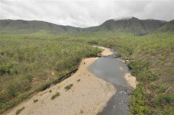 Herbert River (Between Yamanie creek falls and Blancoe Creek Falls) (8/01/2015 - Credits: Angus Ledgerwood)