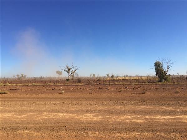 Winton-Jundah Road (24/07/2015 - Credits: Neil McGregor)