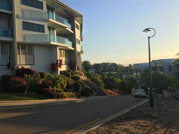 Townsville - Little Street (4/09/2015 - Credits: Neil McGregor)