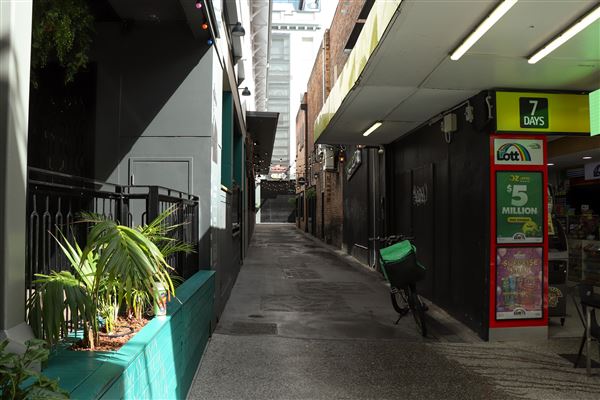 Brunswick Street Mall (25/04/2023 - Credits: Screen Queensland)