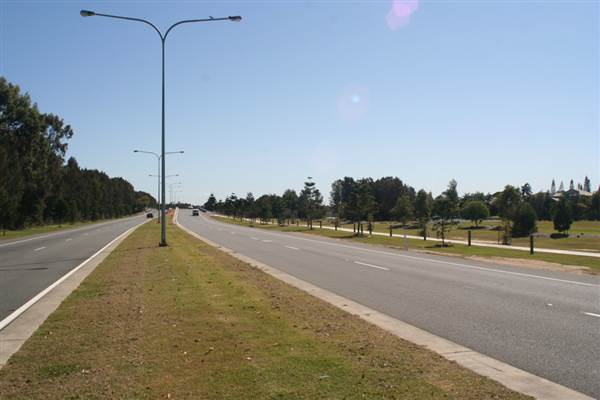 Robina Parkway (2/09/2013)