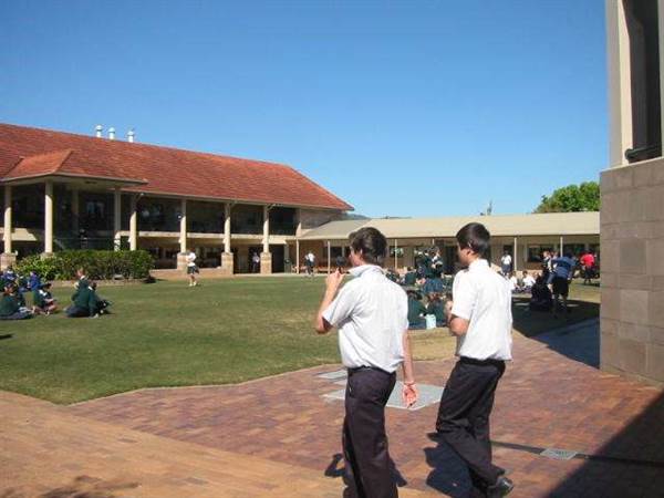 Somerset College - Primary and Secondary School (2/09/2013)