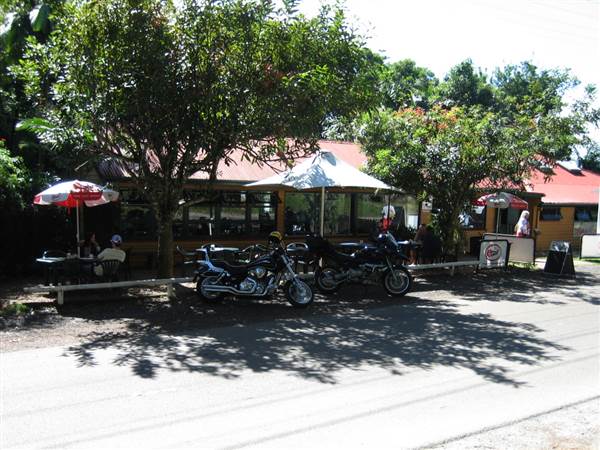 Mt Glorious (11/05/2006)