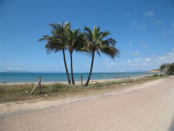 Rose Bay (Bowen) (8/11/2006)