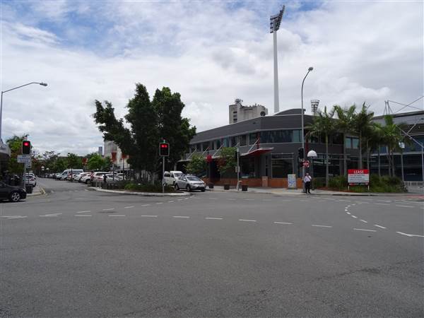 Cnr Logan Rd & Jurgens St (24/01/2014 - Credits: Angus Ledgerwood)