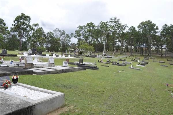 Nerang Cemetery (29/01/2014)
